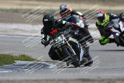 media/Mar-22-2025-TrackDaz (Sat) [[0456df0c41]]/Group C/Session 3 (Outside Grapevine)/